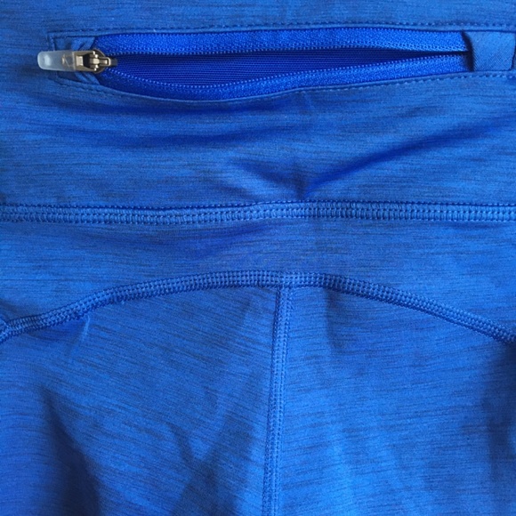 Nike DryFit Electric Blue Calf Legging - Picture 3 of 4